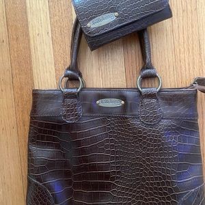 BILLABONG nurse and matching wallet